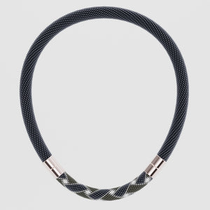 Vevd ornamenthalskjede (Hematit)